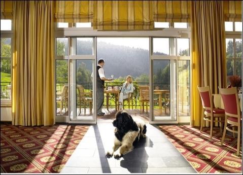 Land- Und Kurhotel Tommes Nordenau Bagian luar foto